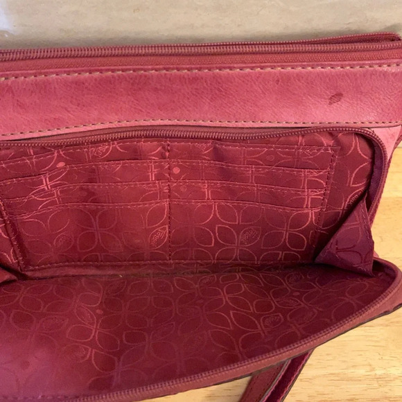 Fossil Pink Leather Adjustable Crossbody Bag - Picture 10 of 12